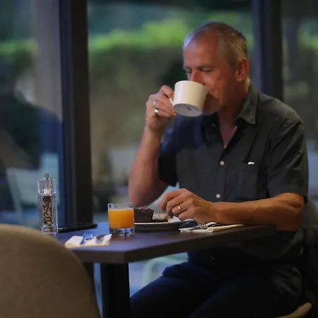 Ibis Styles Lisses Évry