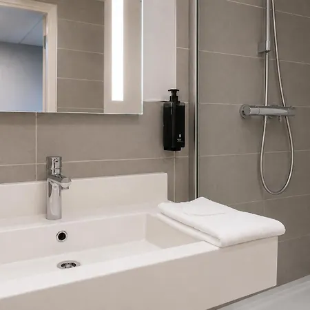Ibis Styles Lisses Paris Sud 3* Evry-Courcouronnes