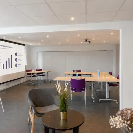 Hotel Ibis Styles Lisses Paris Sud 3*