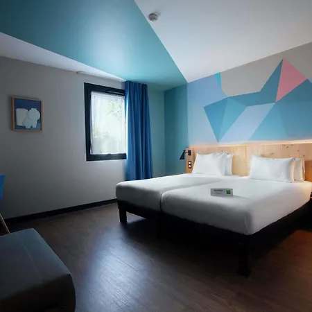 Hotel Ibis Styles Lisses Paris Sud 3*