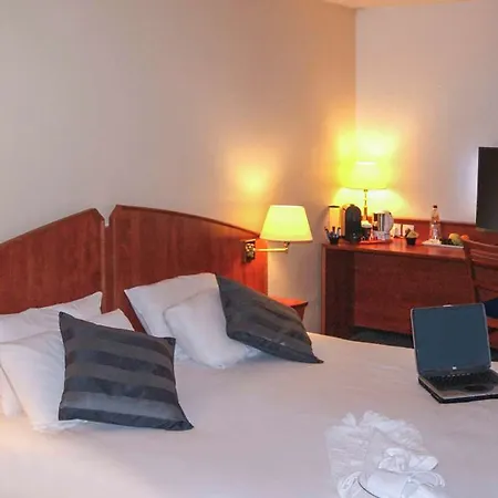 Ibis Styles Lisses 3* Évry