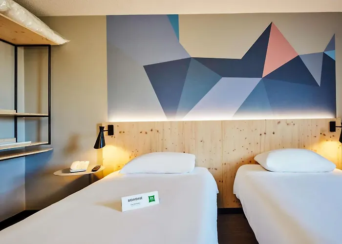 Ibis Styles Lisses Paris Sud 3* إِيفري